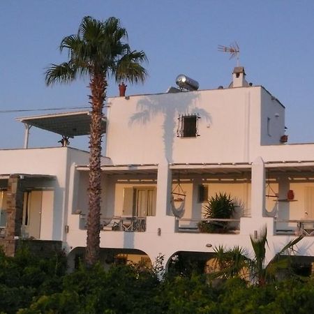 Paros Apartments Экстерьер фото