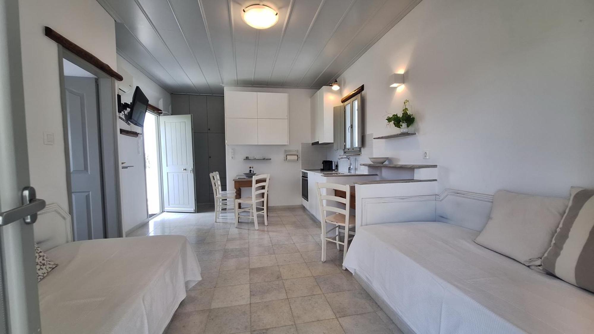 Paros Apartments Экстерьер фото
